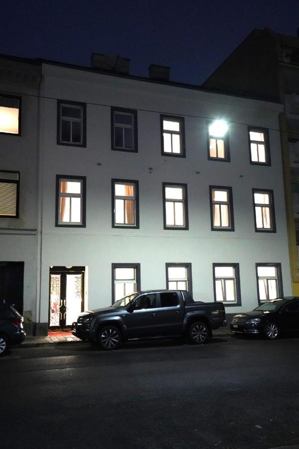 Real Appartments Vienna Esterno foto