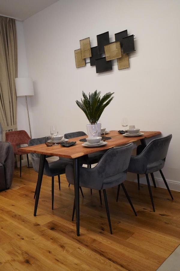 Real Appartments Vienna Esterno foto